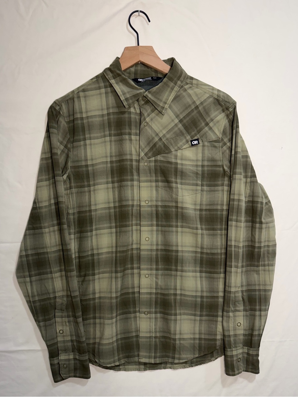 Outdoor Research Astroman Men’s Small Olive Plaid UPF Sun Hiking Shirt